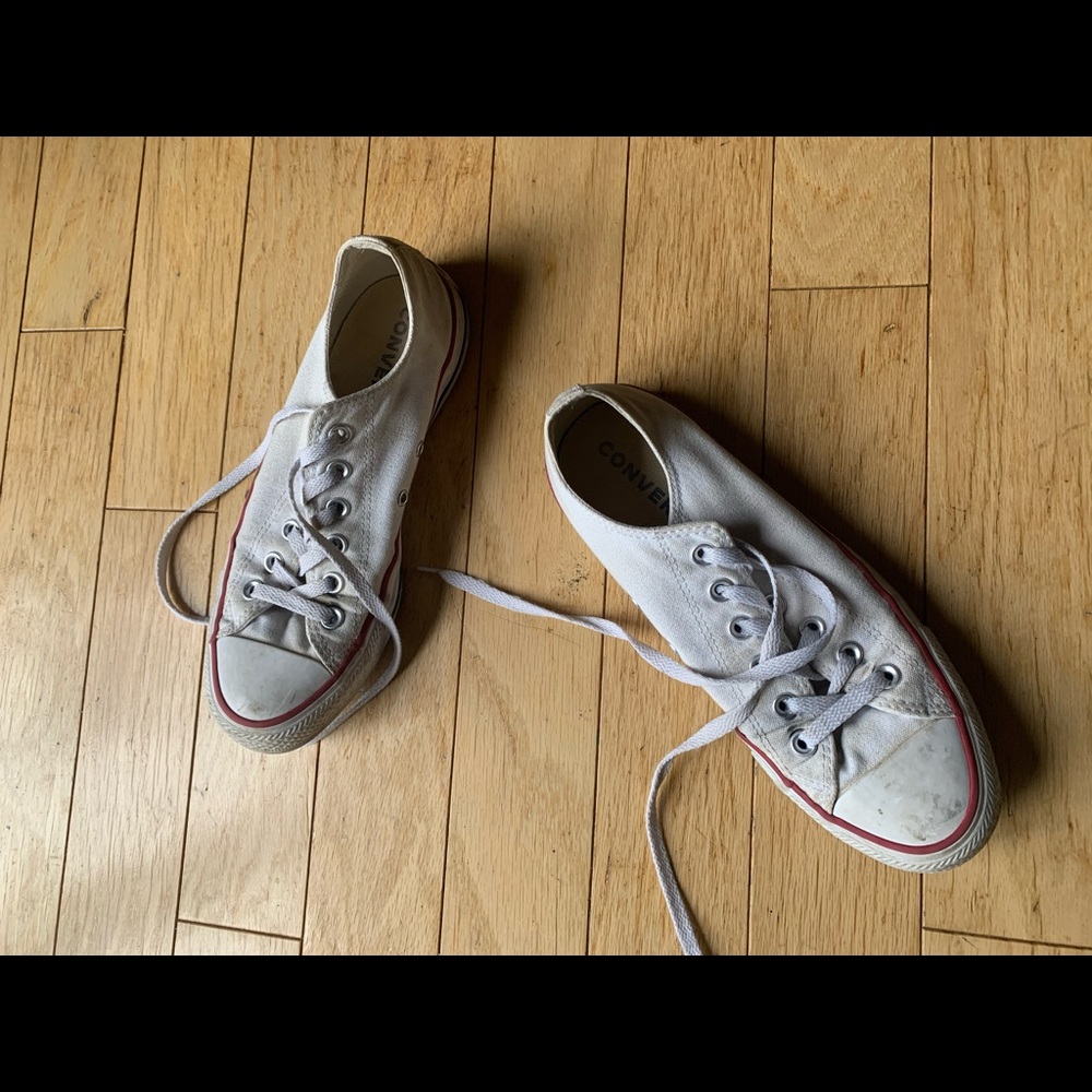 White low top converse